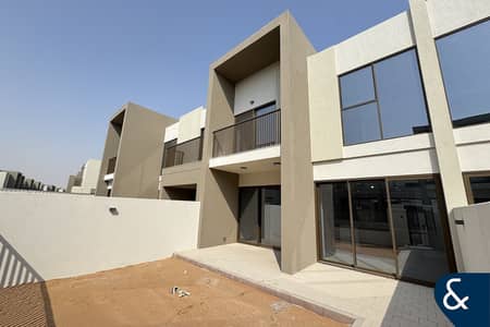 3 Bedroom Townhouse for Rent in Dubailand, Dubai - 3 Bed + maid | Available now | Park Facing