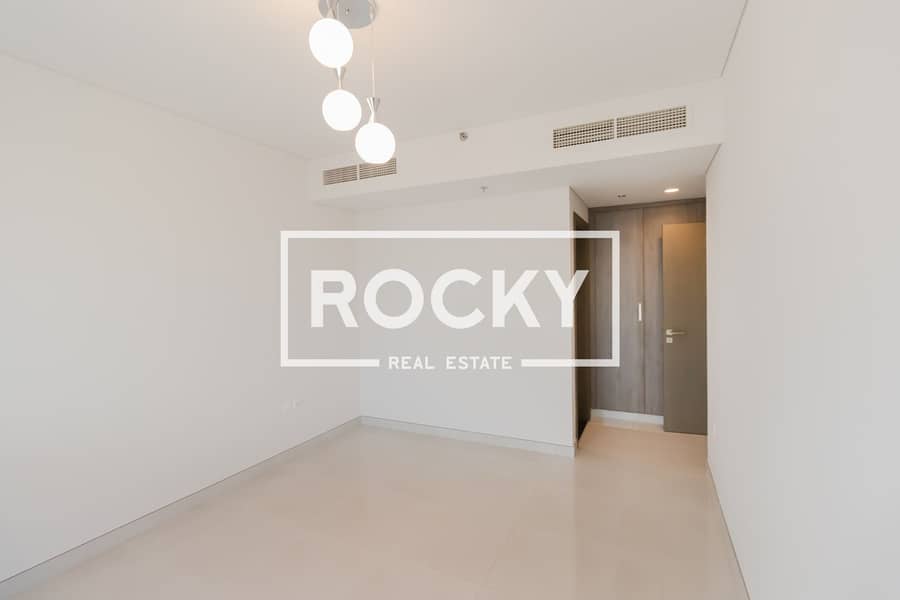 2 Rocky real estate - Al Warqa 1 - Al Qemzi Building - Apartment (9 of 15). jpg