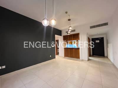 1 Bedroom Flat for Rent in The Views, Dubai - Furnished l Vacant l Modern Furniture