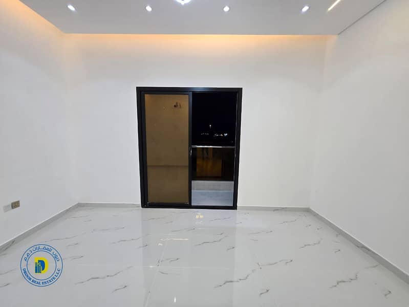 24 WhatsApp Image 2025-11-07 at 2.14. 29 PM (1). jpeg