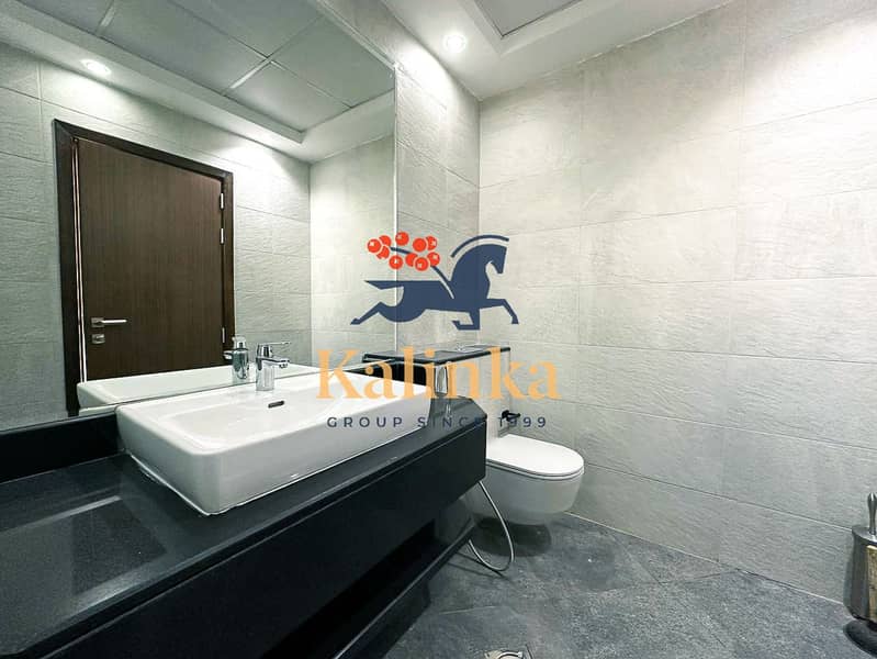 16 photo_6041611417774919163_y. jpg