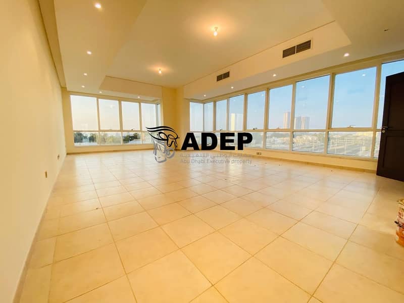 Amazing 3BHK APT With All Facilities Amazing 3BHK APT With All Facilities