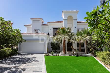 4 Bedroom Villa for Rent in Jumeirah Islands, Dubai - Fully Renovated | Furnished | Massive Plot 4 Bedroom Villa for Rent in Jumeirah Islands, Dubai - Fully Renovated | Furnished | Massive Plot
