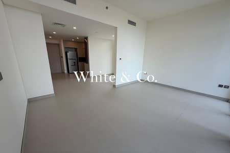2 Bedroom Flat for Rent in Jumeirah Village Circle (JVC), Dubai - Large Corner Unit | Brand New | Park View
