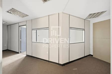 Office for Rent in Deira, Dubai - Fitted Office - Open Space Layout - Ready To Move