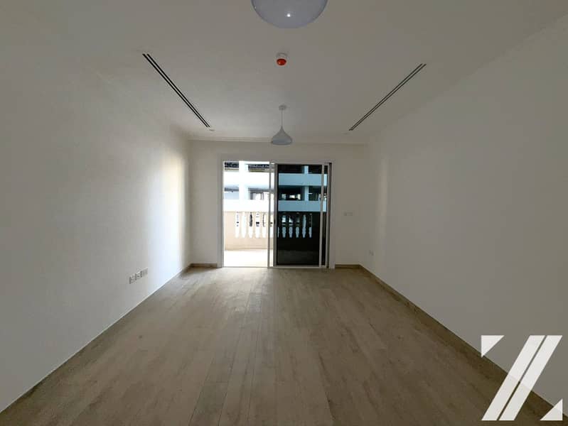 Spacious 1BR | Ready to Move | Vibrant Community - Image 8