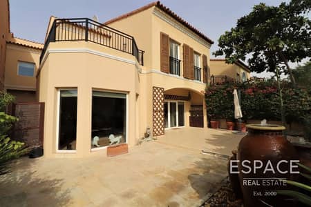 Upgraded Kitchen | Popular Street Upgraded Kitchen | Popular Street