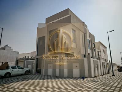 6 Bedroom Villa for Sale in Hoshi, Sharjah - 07c1b02f-5579-4f73-8990-313e3eff77a6. jpg 6 Bedroom Villa for Sale in Hoshi, Sharjah - 07c1b02f-5579-4f73-8990-313e3eff77a6. jpg