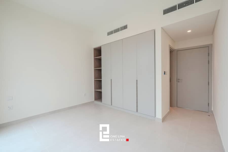 8 room 1-1. jpeg