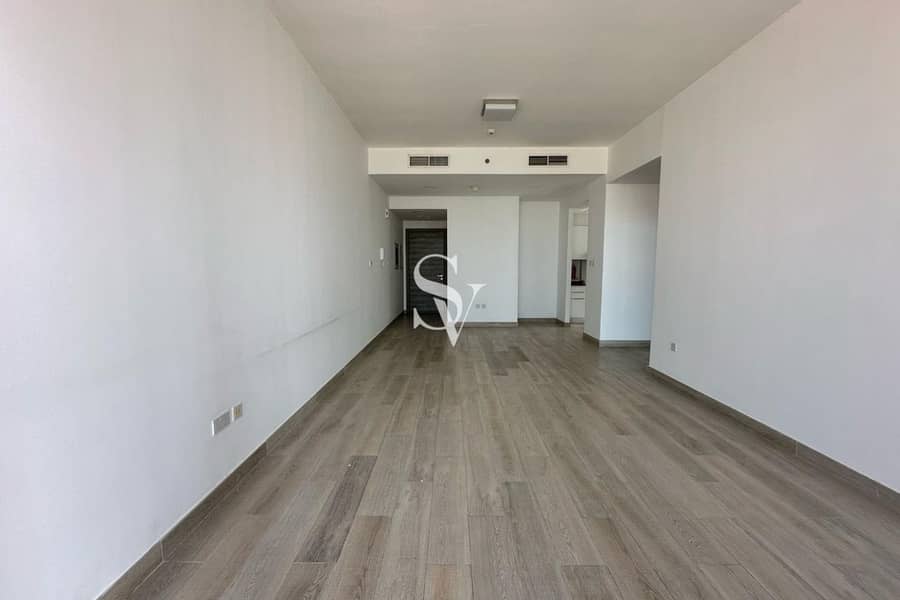 Spacious Layout | Tenanted | Bright and Modern Spacious Layout | Tenanted | Bright and Modern