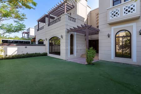 4 Bedroom Townhouse for Sale in Mudon, Dubai - Excellent Location I Upgraded | Corner Unit