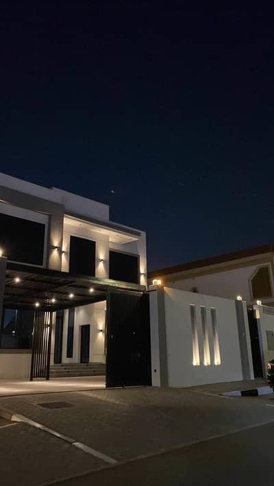 5 habitaciones Villa para en Alquiler en Al Turfa, Ras Al Khaimah - WhatsApp Image 2026-05-19 at 12.44. 56 PM (2). jpeg 5 habitaciones Villa para en Alquiler en Al Turfa, Ras Al Khaimah - WhatsApp Image 2026-05-19 at 12.44. 56 PM (2). jpeg