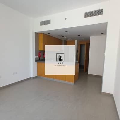 1 Спальня Апартаменты Продажа в Мувайли Коммерческая, Шарджа - 28e7c262-655f-434b-8d1d-de8f7557e662. jpeg 1 Спальня Апартаменты Продажа в Мувайли Коммерческая, Шарджа - 28e7c262-655f-434b-8d1d-de8f7557e662. jpeg