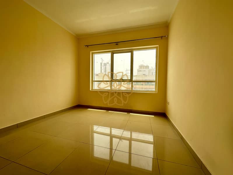 Hot offer 1bedroom with two washroom - More