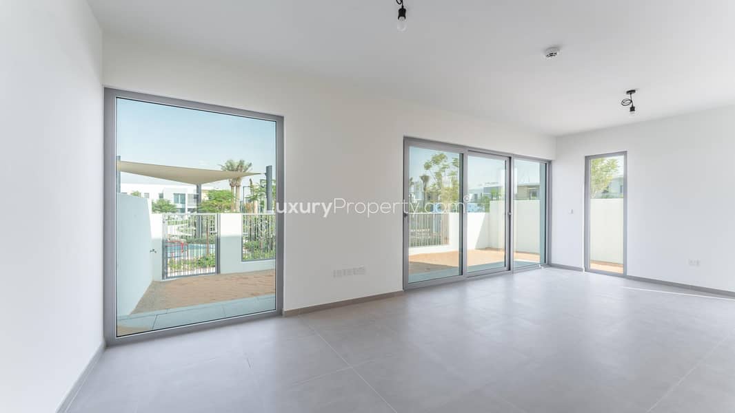 Rijwoning in Tilal Al Ghaf,Elan, 3 slaapkamers, 185000 AED - 15248930 Rijwoning in Tilal Al Ghaf,Elan, 3 slaapkamers, 185000 AED - 15248930