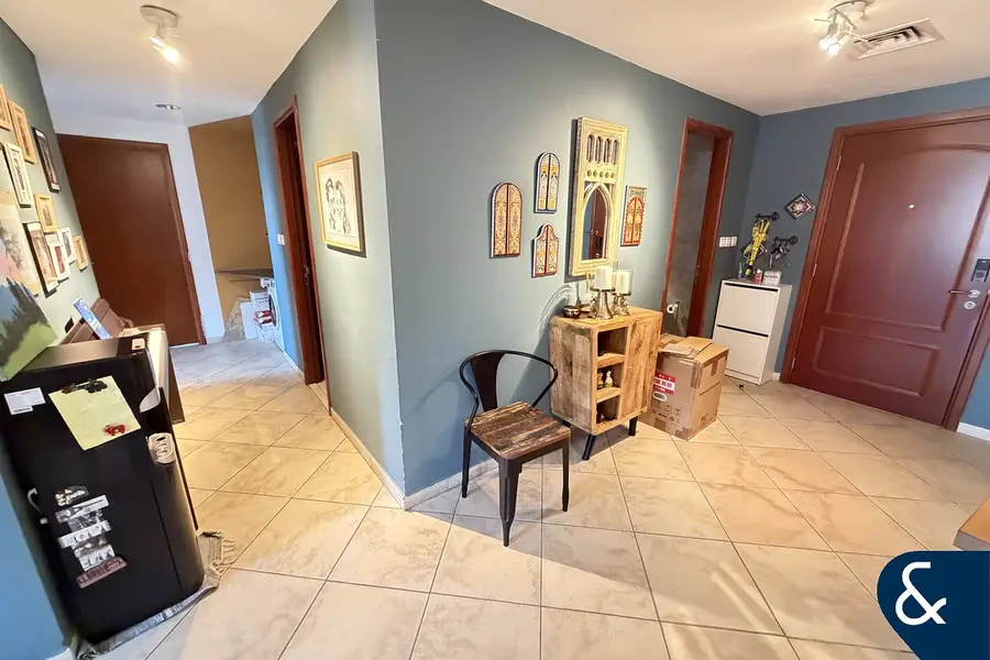 Apartment in Dubai - More