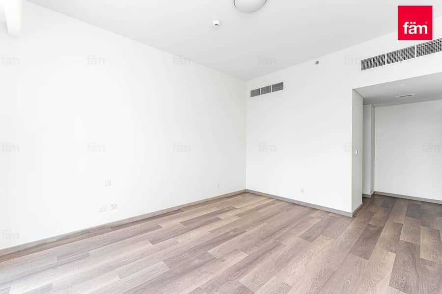 Lowest In The Market | Canal | Brand New | Vacant - Image 4