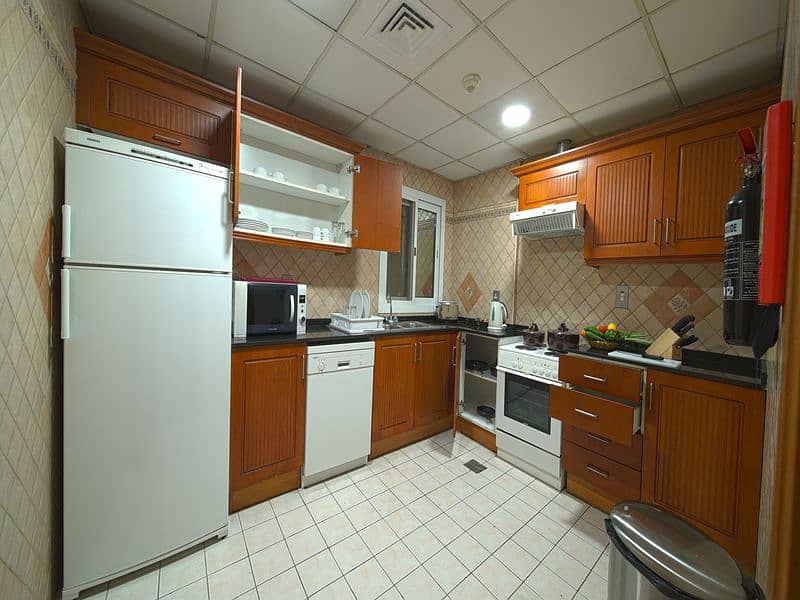 4 1BR- KITCHEN. jpeg