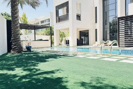 6 Bedroom Villa for Rent in Mohammed Bin Rashid City (MBR City), Dubai - Luxurious Villa with Huge Plot | Prime Location 6 Bedroom Villa for Rent in Mohammed Bin Rashid City (MBR City), Dubai - Luxurious Villa with Huge Plot | Prime Location