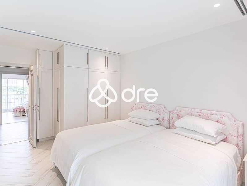 12 DRE02417-Edit. JPG
