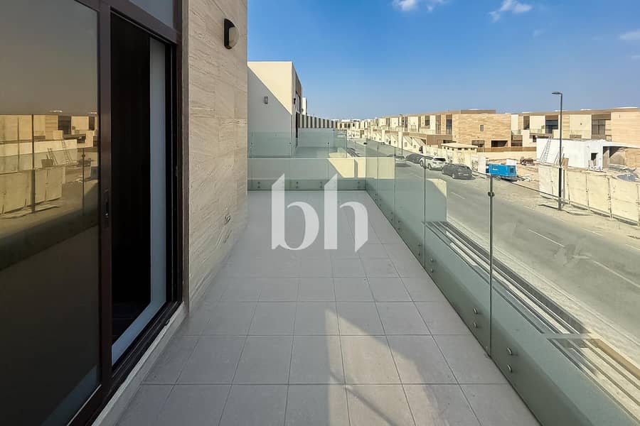 Pool Facing | Great Location | Motivated Seller - Image 8