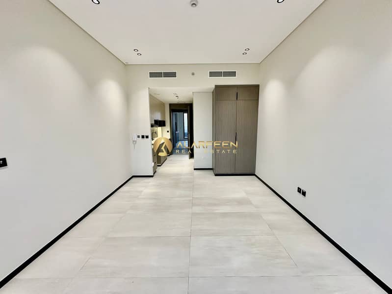 Marina View Studio | Emerald Vision | Open-Plan Layout - Image 1