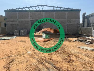 Warehouse in Affitto a Emirates Modern Industrial Area, Umm Al Quwain - ware house 1. jpg