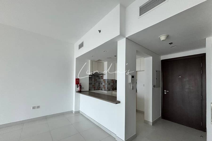 2 images image img