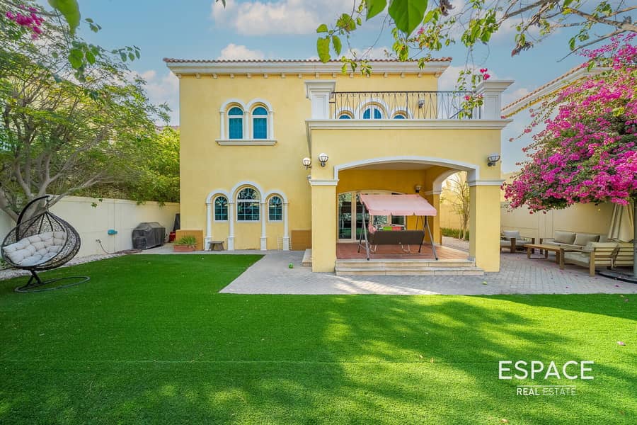 Villa in Jumeirah Park,District 8, 3 schlafzimmer, 8200000 AED - 15264755 Villa in Jumeirah Park,District 8, 3 schlafzimmer, 8200000 AED - 15264755