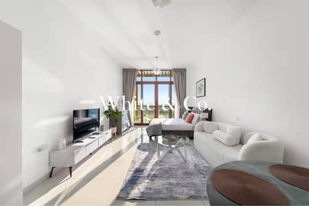 Studio for Rent in Palm Jumeirah, Dubai - Furnished | Available | Sea and Palm View