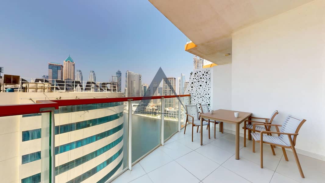 4 Balcony - Millennium-Binghatti-Business-Bay. jpg