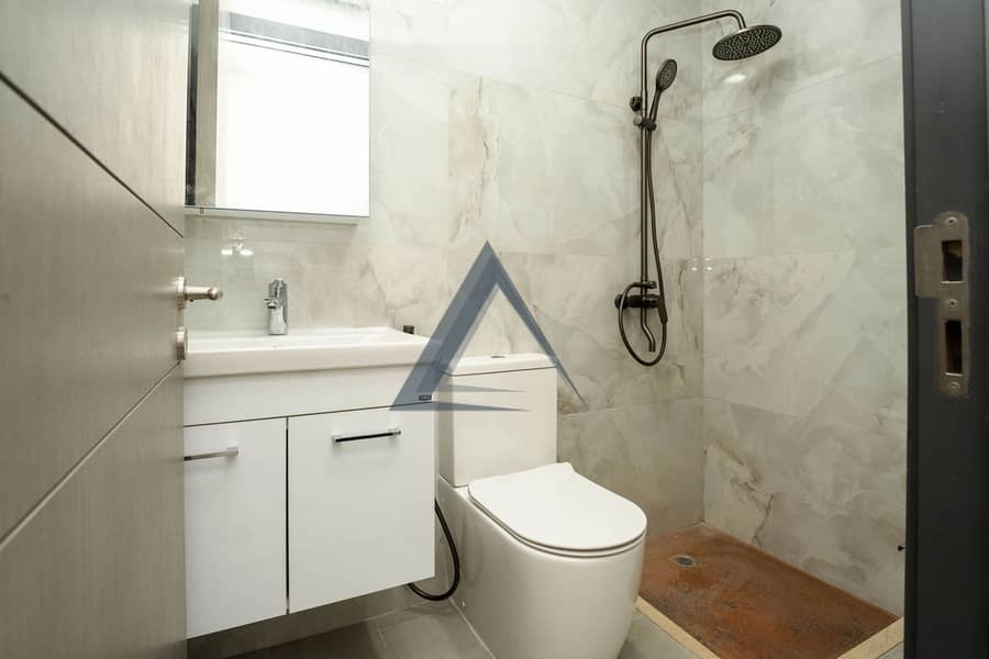 12 Property Image