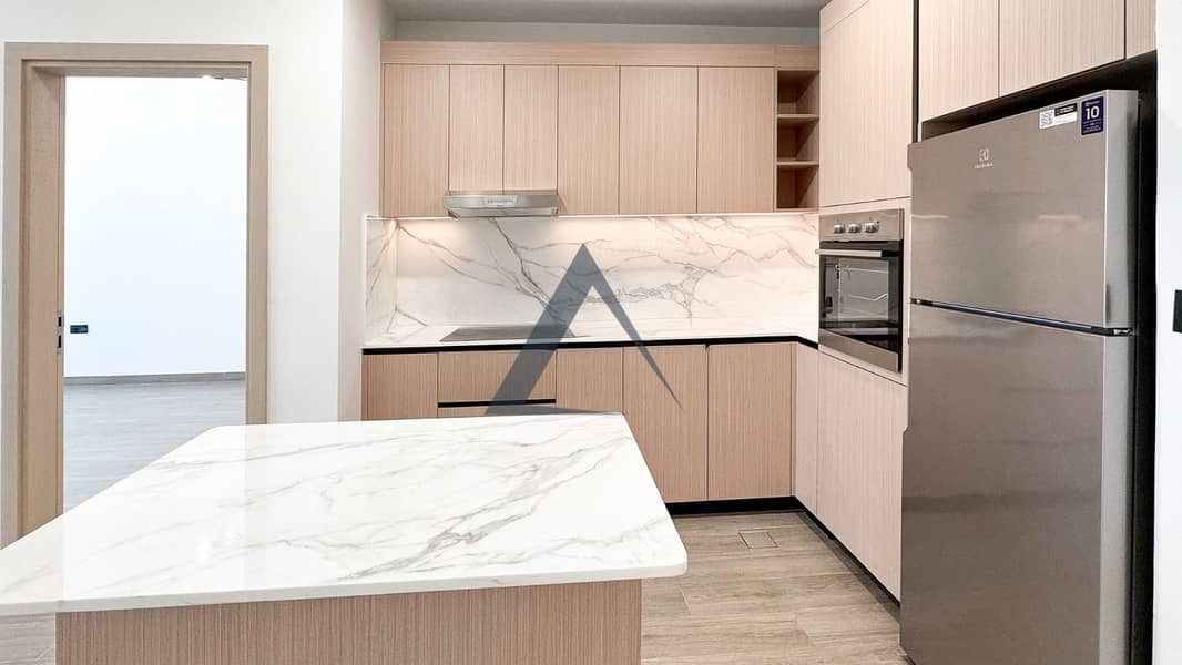 Brand new | Quality Finishing | High Floor - Image 4