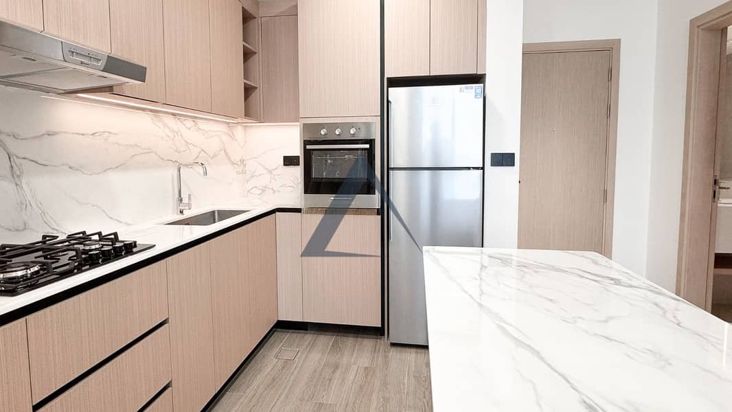 Brand new | Quality Finishing | High Floor - Image 5