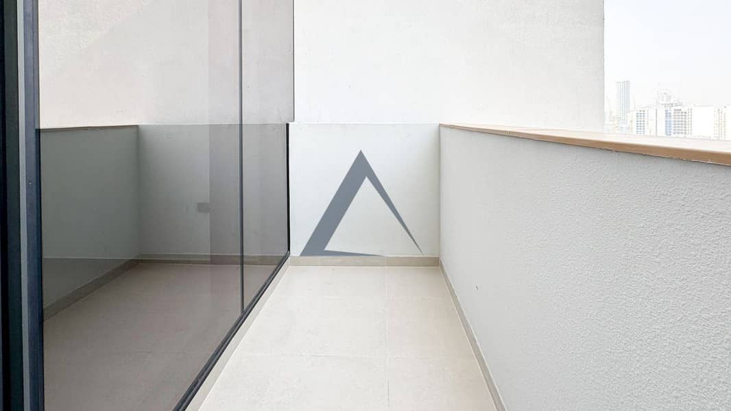 Brand new | Quality Finishing | High Floor - Image 16