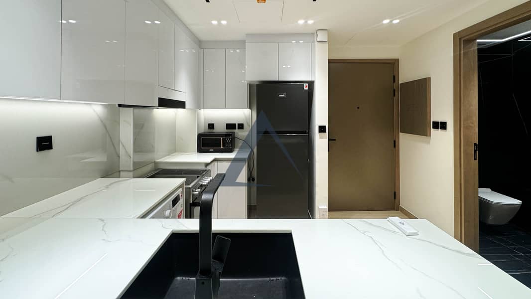 9 azco real estate-4. jpg