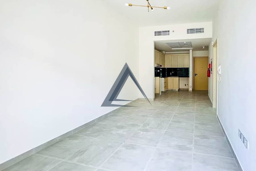 Rented Unit | Spaciaus layout | Investor Deal Rented Unit | Spaciaus layout | Investor Deal