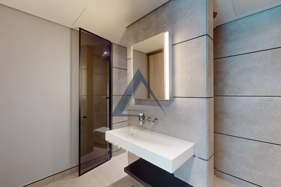 16 Property Image