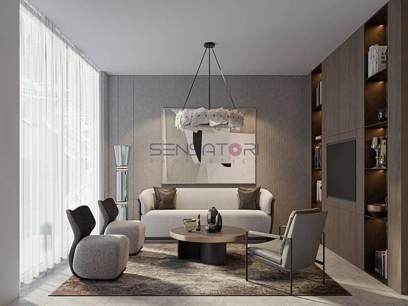 SPACIOUS INTERIOR | FAMILY-FRIENDLY COMMUNITY - Image 2