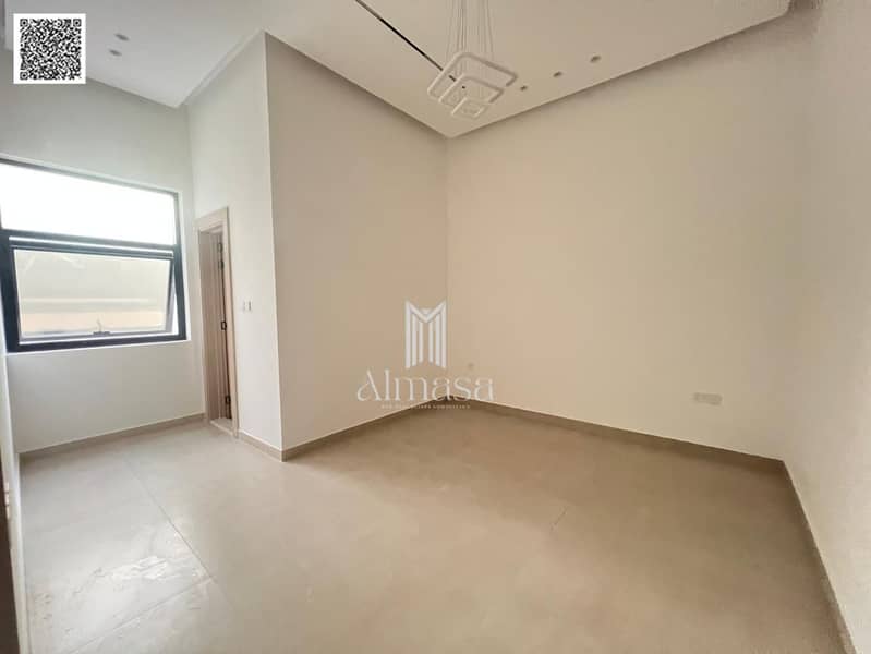 9 70bf4de5-352c-4f91-bab9-eadc43ff8de1. jpg