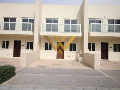فیلا 3 غرف نوم للبيع في المدينة العالمية، دبي - فیلا في قرية ورسان D،قرية ورسان،المدينة العالمية 3 غرف 2300000 درهم - 15268090