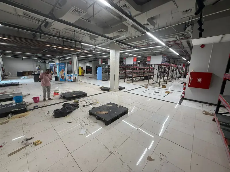 Al Jurf 3 - Large commercial space of 17,000 sq ft, ready for various commercial activities. Prime location on a main street. - View 3