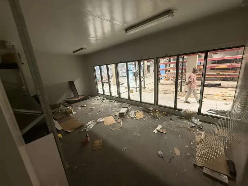 Al Jurf 3 - Large commercial space of 17,000 sq ft, ready for various commercial activities. Prime location on a main street. - View 6
