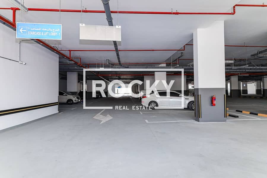 19 Hamad Ahmed Hamad Bin Suqat Al Falasi Building - Exterior & Amenities-7. jpg