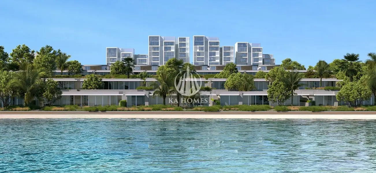 Own Your Luxury Palace by the Sea | Full Privacy | Royal Design | Exceptional Location - View 4