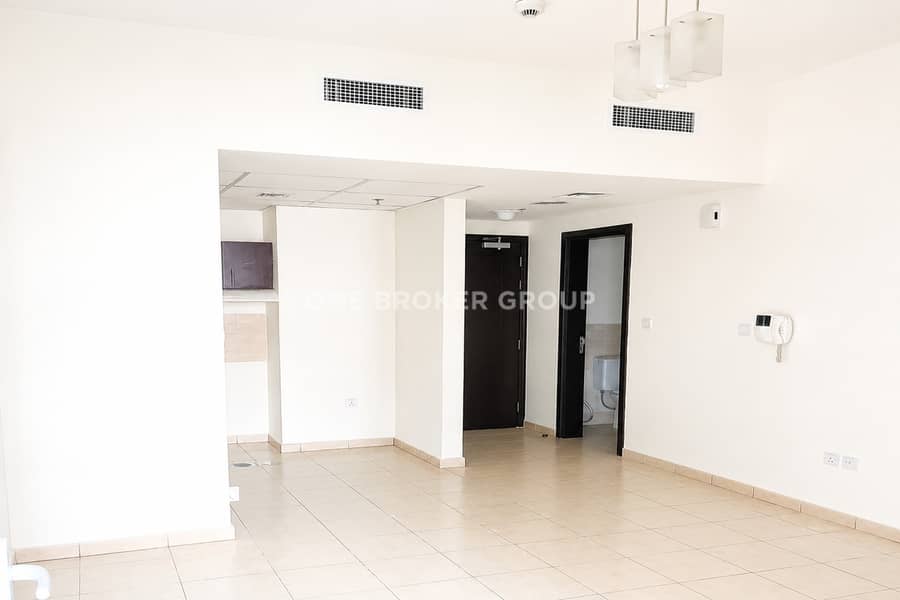 Best Price | Spacious | Ready to Move In Best Price | Spacious | Ready to Move In