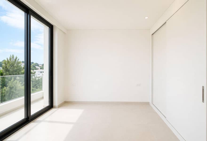 Golf View | High Floor | Spacious 2bhk - Image 10