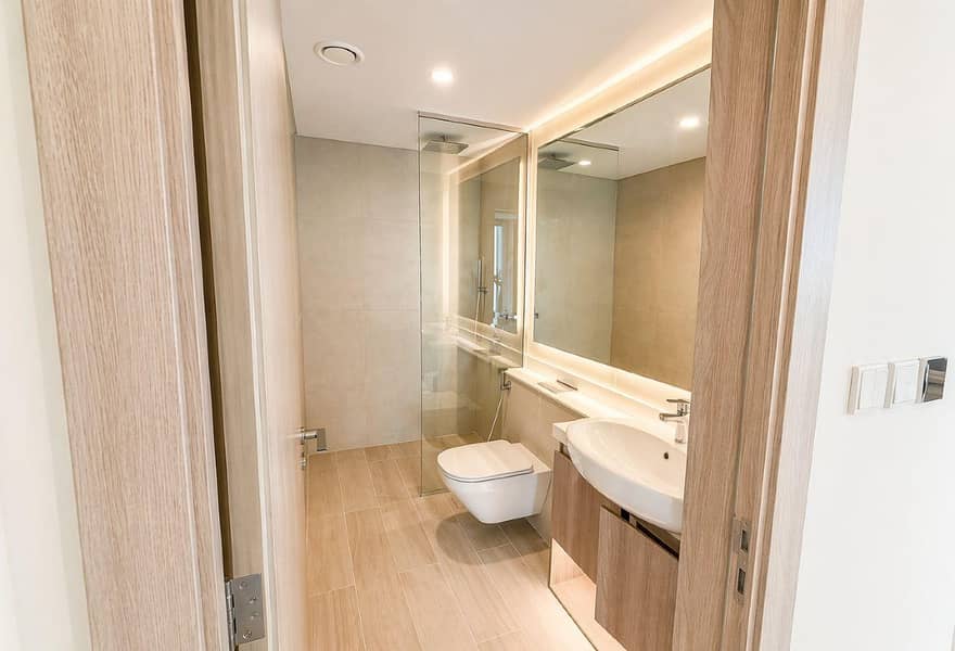 Golf View | High Floor | Spacious 2bhk - Image 19