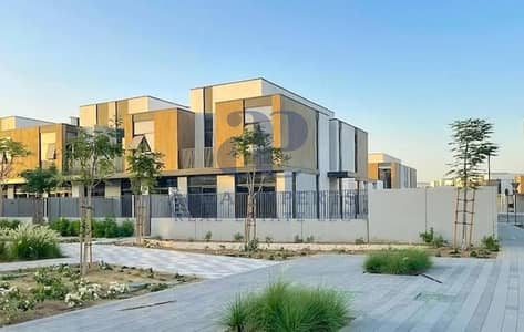 فیلا 4 غرف نوم للايجار في مدن، دبي - فیلا في مدن الرنيم 3،مدن الرنيم،مدن 4 غرف 300000 درهم - 15270986