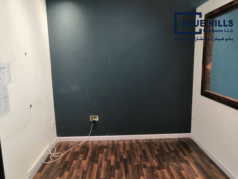50 52. jpg